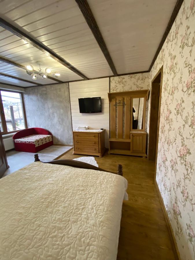 Korona Karpat Hotell Lazeshchyna Exteriör bild