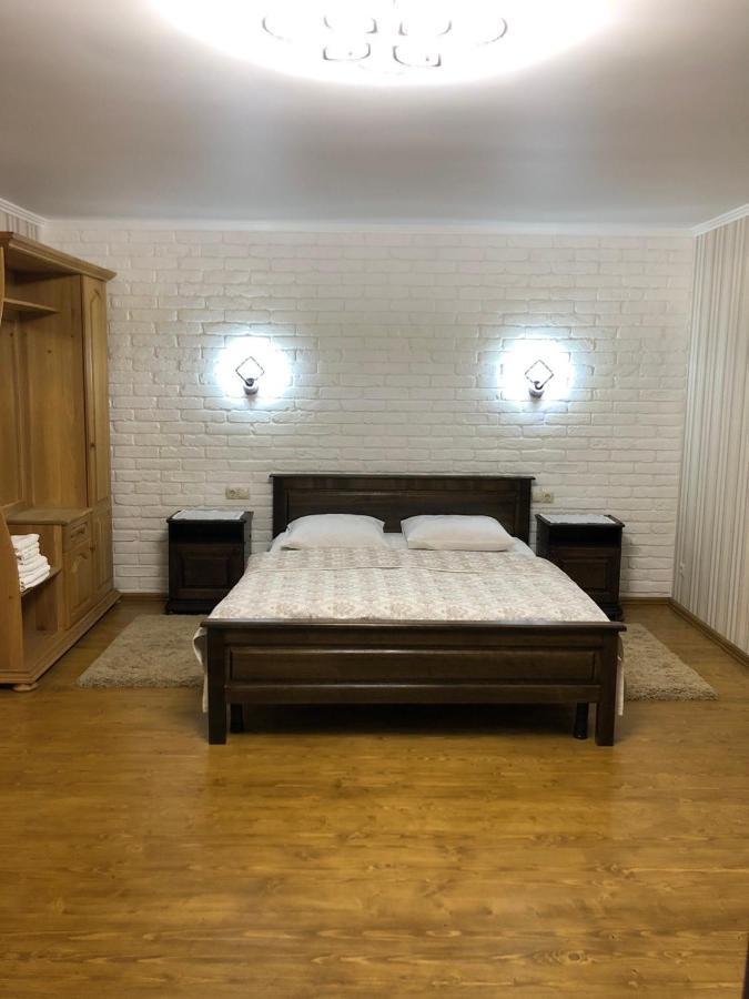 Korona Karpat Hotell Lazeshchyna Exteriör bild