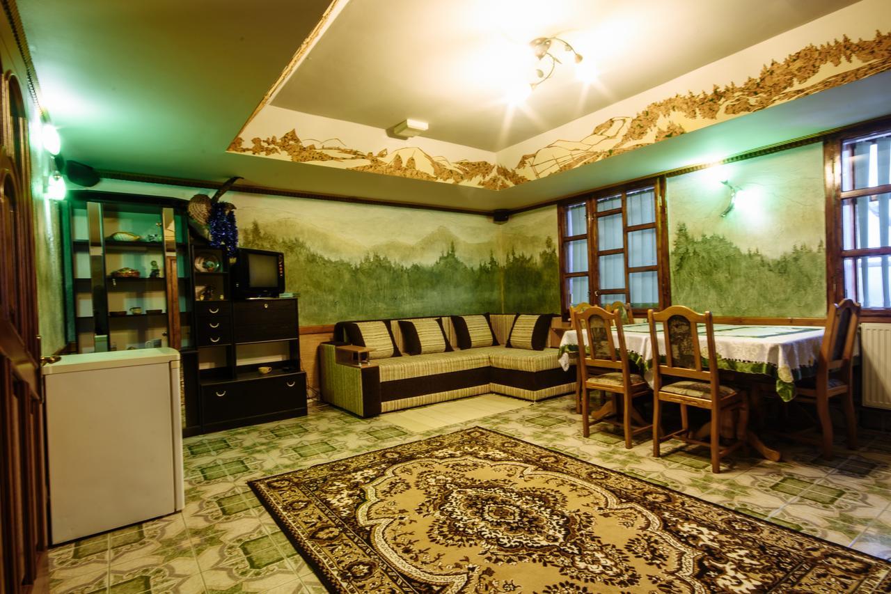 Korona Karpat Hotell Lazeshchyna Exteriör bild