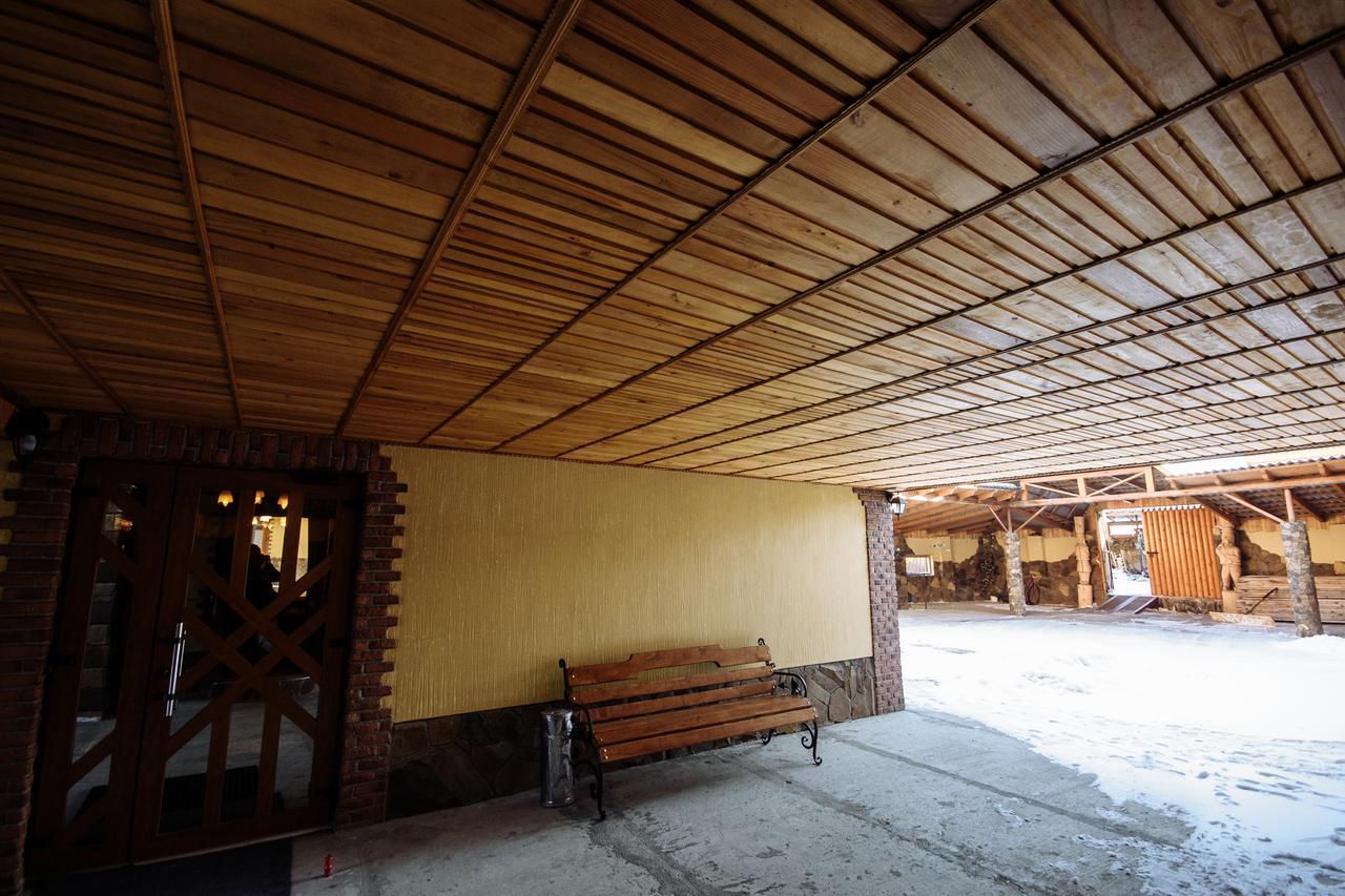 Korona Karpat Hotell Lazeshchyna Exteriör bild