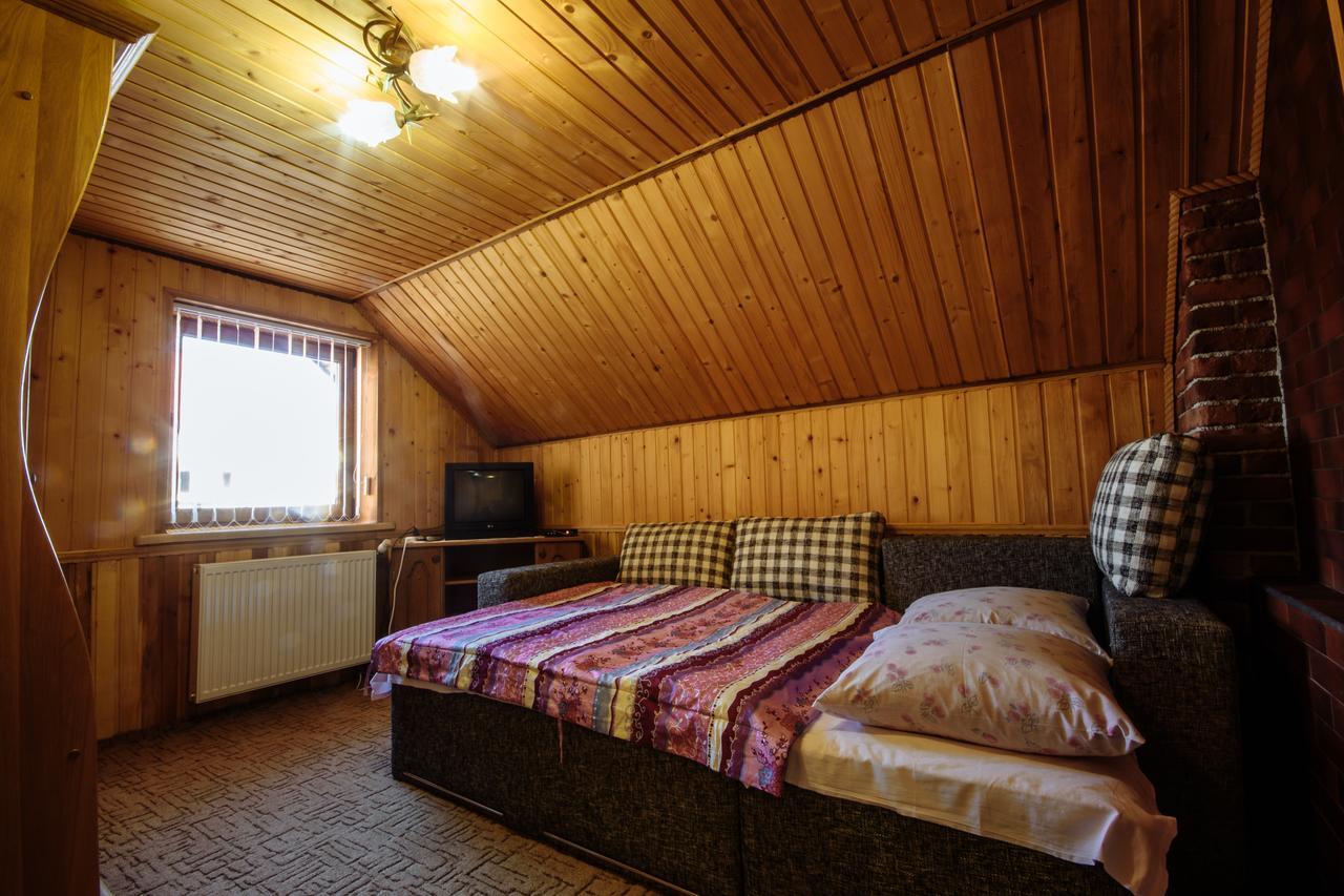 Korona Karpat Hotell Lazeshchyna Exteriör bild